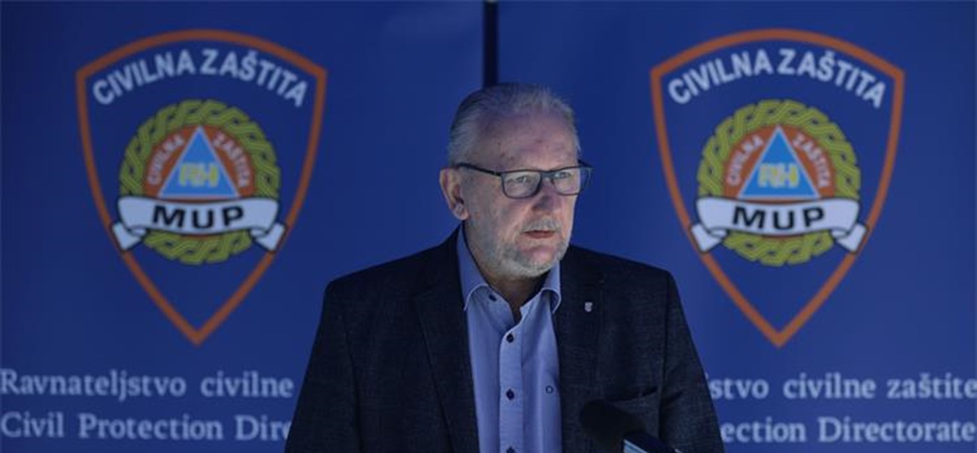 Stožer: Dvoje novozaraženih koronavirusom, ukida se zabrana rada trgovina blagdanima i neradnim danima 